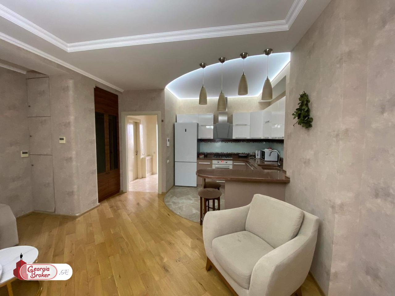 იყიდება ახალი გარემონტებული 2 ოთახიანი ბინა